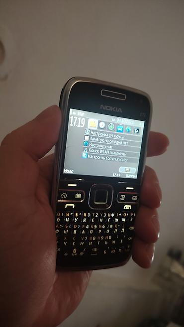 elektron kitab satilir: Nokia E72, < 2 GB Memory Capacity, rəng - Gümüşü, Düyməli — 2