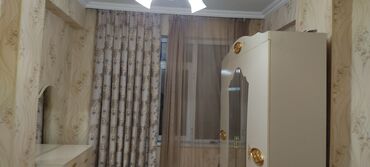 Uzunmüddətli kirayə mənzillər: Kirayə üçün 2otaqlı mənzil. Təsvir: - Daxili plan: zal, ayrıca yataq — 4