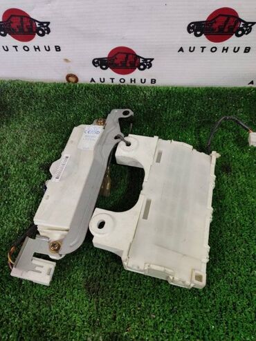 Двигатели, моторы и ГБЦ: Блок управления дверьми Toyota Celsior UCF31 4.3 3UZ-FE 2005 (б/у)