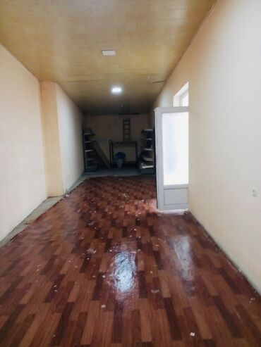 Kommersiya daşınmaz əmlakının satışı: Ünvan: Ağdaş rayonu ( M.Ə.Rəsulzadə küç.bazarın arxası,köhnə hamın — 7