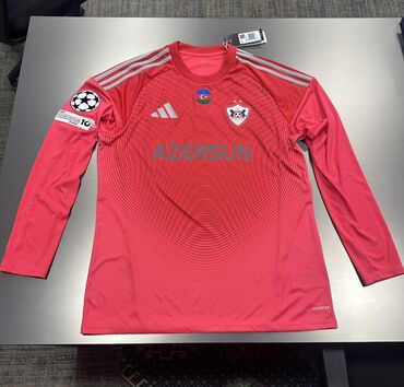 Toy paltarları və aksesuarları: Futbolka, Adidas, L, rəng - Qırmızı