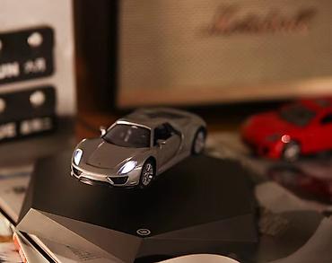 магниты: Левитирующая машинка Porsche, серый и красный Товар — 7