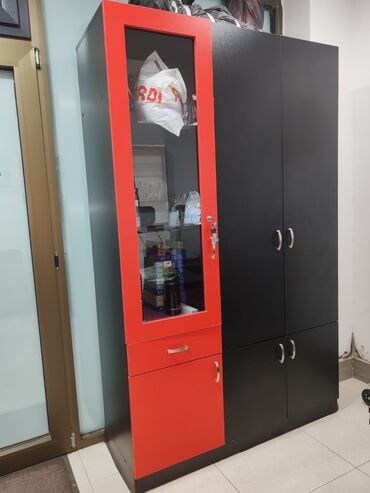 Stullar: Salon üçün dolab
Satılır 70₼
Ünvan Hövsan 
K3656
NURİD