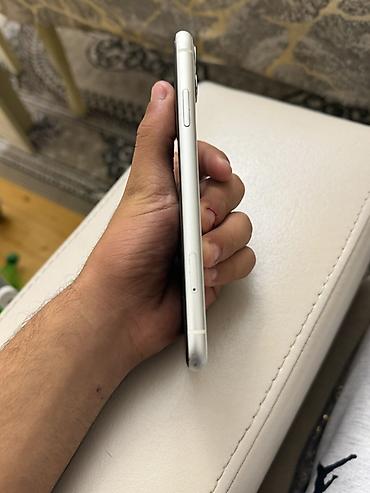 ayfon ekrani: IPhone 11, 64 GB — 3