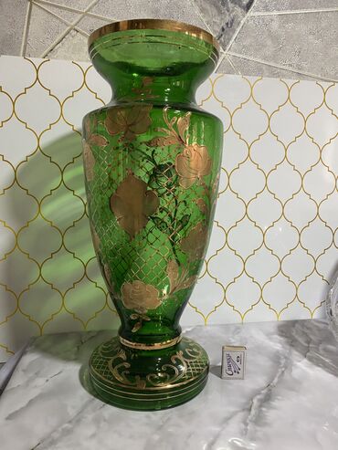 стеклянные вазы для декора: Ваза большая, напольная. Торг