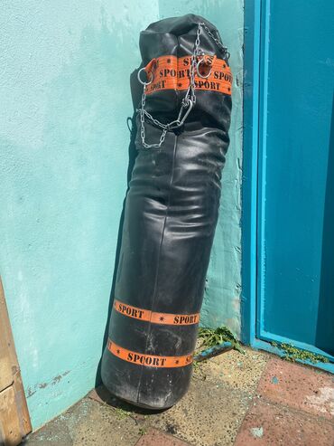 Boks kisələri: Yumruq torbası sport 130 cm