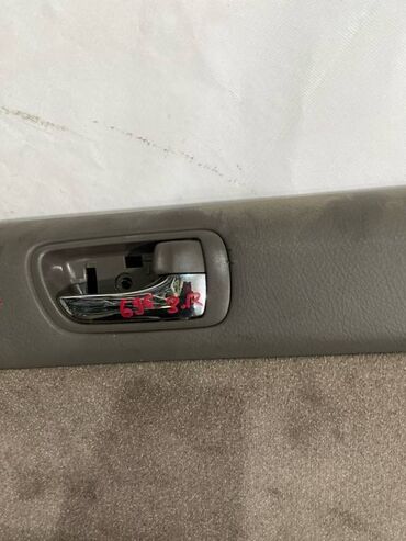 Другие детали кузова: Ручка двери внутренняя Toyota Camry ACV30 2AZ-FE 2003 задн. прав