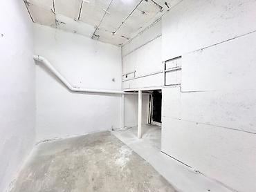 Продажа другой коммерческой недвижимости: 🔥 Срочная продажа коммерческого помещения в Бишкеке! 📍 Район Мед — 6