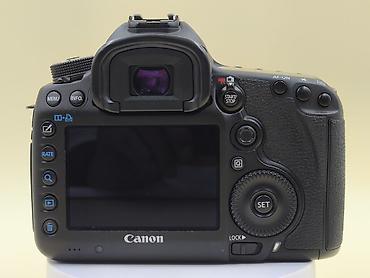 5d mark 3: Canon EOS 5D Mark III – peşəkar tam kadr DSLR fotoaparat gövdəsi. Cəmi — 6