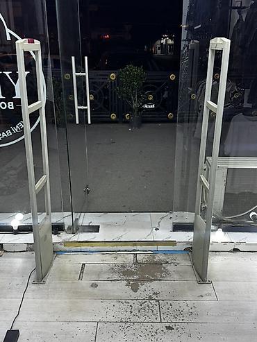 Оборудование для магазинов: Mağaza girişinə quraşdırılan EAS (antitəhlükəsizlik) çərçivələri - — 1