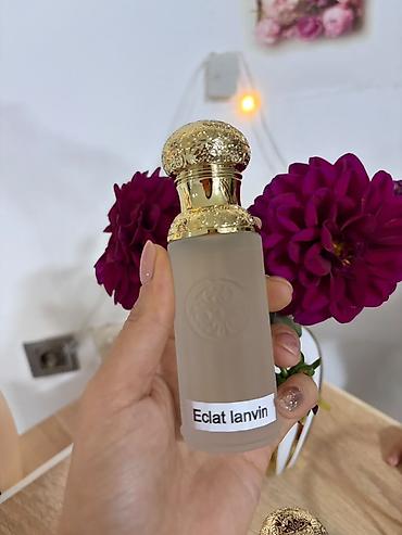 flora by flora parfum: 50 Ml Butun Etirler 13 Azn . Hediyyelik qablaşmada olanlar ise 20 Azn — 5