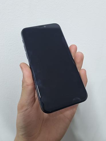 Apple iPhone: IPhone 11 Pro, Б/у, 64 ГБ, Alpine Green, Чехол, 44 % — 9