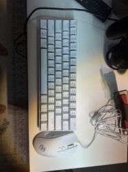 pubg ucun klaviatura: Mexanik Oyun klavyaturası ve Gaming Mouse

1-ci əl işlədilməyib