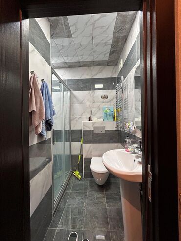 Yeni tikili: Studiya, Yeni tikili, 43 kv. m — 3