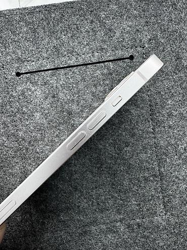 Apple iPhone: IPhone 13, Б/у, 256 ГБ, Белый — 7