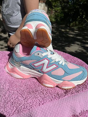 crocs papuce platforma: New Balance patike – pastel plavo/roze Dostupne u brojevima od 36 do — 4