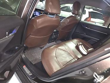 5 115: Toyota Camry: 2021 г., 2.5 л, Автомат, Гибрид, Седан — 10
