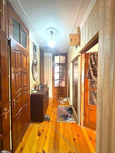 kohnə binalar: Bakı, 3 otaqlı, Köhnə tikili, m. Neftçilər, 55 kv. m — 9