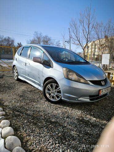 Honda: Honda fit американец 2011 год! Неспеша и уверенно продаю отличную