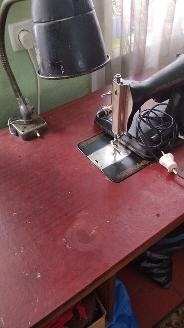 промышленная швейная машинка: Швейная машина
