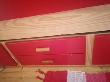 Ostali dečiji nameštaj: Dečija soba, korišćena, očuvana Regal, police, krevet sa dušekom na lalafo.rs — 8 Ostali dečiji nameštaj: Dečija soba, korišćena, očuvana Regal, police, krevet sa dušekom — 8