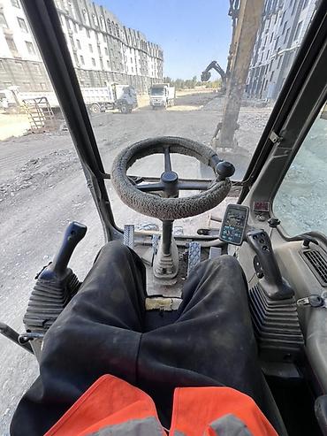 ex 6: Экскаватор, Komatsu, Колесный — 7