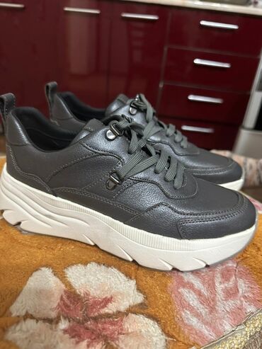 кроссовки air jordan 4: Кроссовки и спортивная обувь