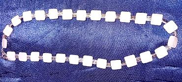 Ogrlice: Ručno rađene ogrlice – razni modeli - Set od zlatno‑braon perli — 30