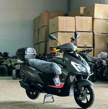 электо мапед: Скутеретта Suzuki, 150 куб. см, Бензин, Новый, В рассрочку