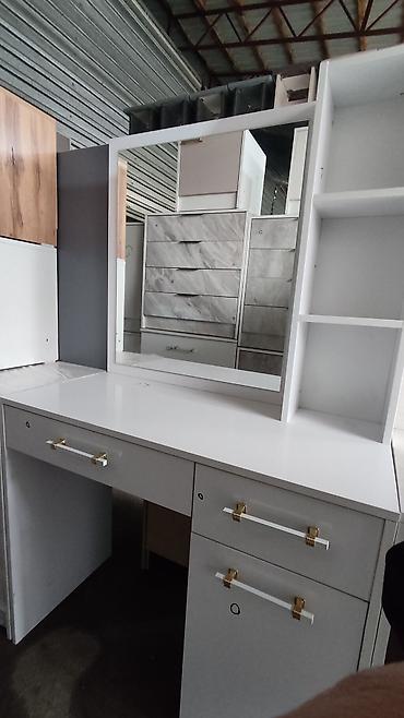 Комоды для одежды: Комод для одежды, Новый, С зеркалом, ЛДСП, цвет - Белый, Серебристый, Синий, Бесплатная доставка — 7