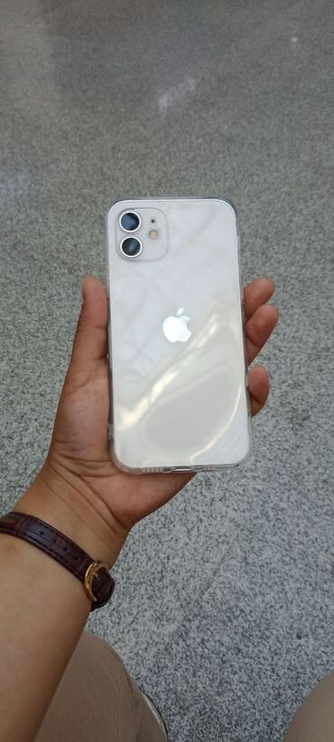 телефон меняю: IPhone 12 | 128 ГБ Белый | Зарядное устройство, Защитное стекло, Чехол | Touch ID