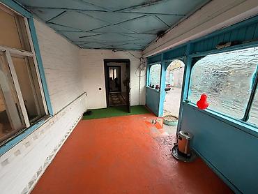 Продажа коттеджей и домов: Продается дом с большим дворовым участком 16.5 соток (фактически 20)и — 7