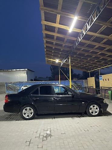 Транспорт: Mercedes-Benz C-Class: 1994 г., Бензин, Седан — 5