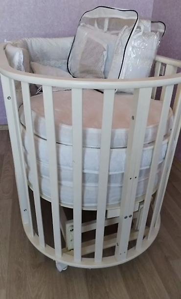 transformer masalar: Uşaq beşiyi satilir 120 manata 2 boyuk matras,2 yumru matras ustunde — 3