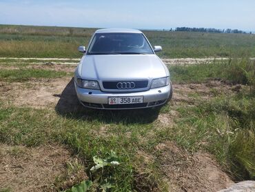 отсадочная машина: Audi A4: 1999 г., 1.8 л, Механика, Бензин, Седан