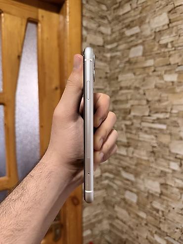 Apple iPhone: IPhone 11, 128 GB, Ağ, Simsiz şarj — 3