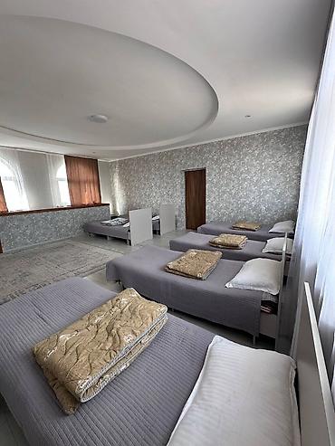 ул западная: 200 м², 6 комнат и более — 4