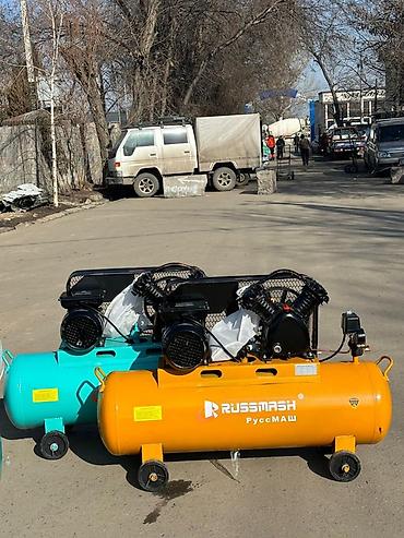 Поршневой воздушный компрессор RUSSMASH (РуссМаш), горизонтальный