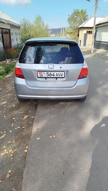Honda: Honda Fit: 2002 г., 1.3 л, Вариатор, Бензин, Хэтчбэк — 4
