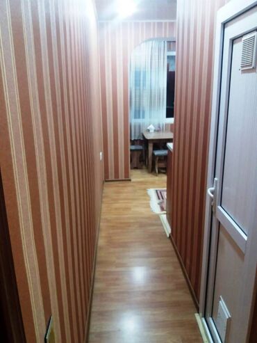 Köhnə tikili: Bakı, Yeni Günəşli Massiv D, 1 otaqlı, Köhnə tikili, 40 kv. m — 8