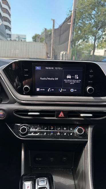 prius 30: Hyundai Sonata (седан, чёрный цвет) Основные характеристики: - Кузов — 10