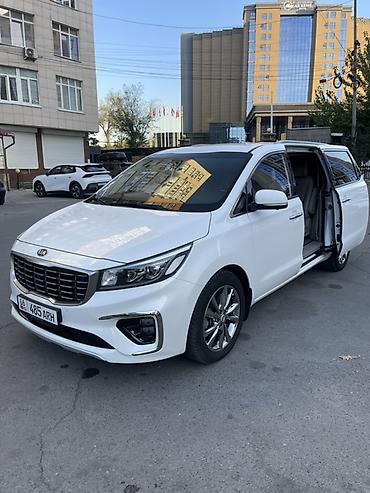 Kia Carnival: 2018 г., 2.2 л, Автомат, Дизель, Минивэн