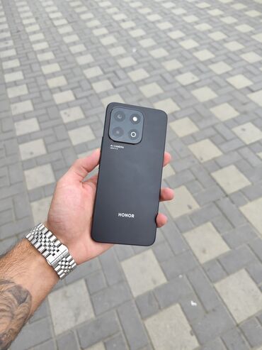 телефон fly 452: Honor X6b, 256 ГБ, цвет - Черный, Отпечаток пальца, Face ID