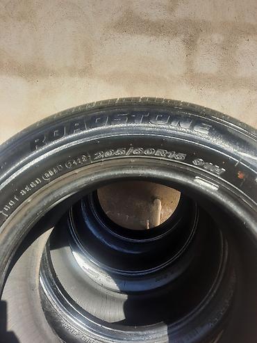 disgilər: İşlənmiş Şin Roadstone 205 / 60 / R 15 — 3
