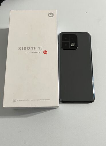 ксеоми: Xiaomi, 13, Б/у, 256 ГБ, цвет - Черный, 2 SIM, eSIM, 1 SIM
