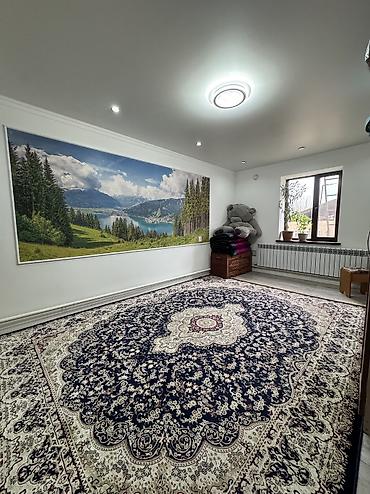 Продажа коттеджей и домов: ✨Продаётся дом в с. Сокулук✨ 🏡Характеристики: • Участок - 14 соток • — 7