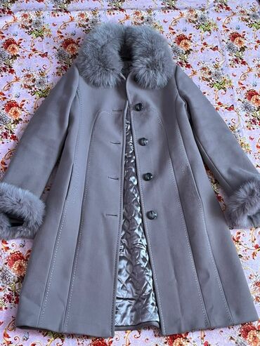 альпака пальто цена: Зимнее пальто, бу, состояние идеальное можно сказать как новый