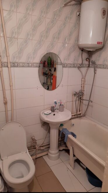 Продажа квартир: 3 комнаты, 52 м², 104 серия, 4 этаж, Косметический ремонт — 10