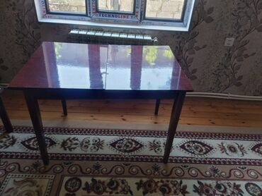 Masalar: Klassik masa, Açılan, Taxta, Dördbucaq masa lalafo.az -da Masalar: Klassik masa, Açılan, Taxta, Dördbucaq masa