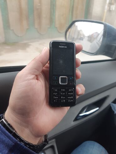 nokia 3810: Nokia 6300 hec bir zerrede olsa prablemi yoxdu orginal Nokidi sifir